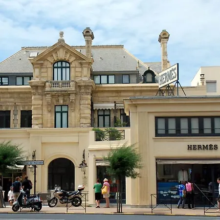 Grande - T3 Carlton -70m2 Appartement *