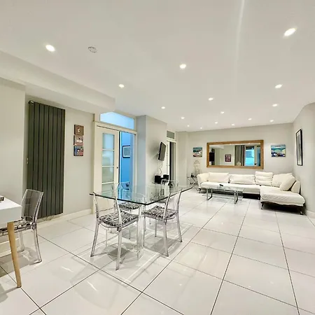 Grande - T3 Carlton -70m2 Apartamento *